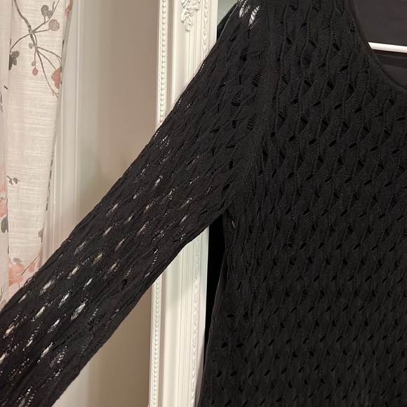 curvyconsign's tweet photo. So good I had to share! Check out all the items I'm loving on @Poshmarkapp #poshmark #fashion #style #shopmycloset #jcrew #torrid #anntaylor: https://t.co/NpigpK28pp https://t.co/gITi7ogOFn