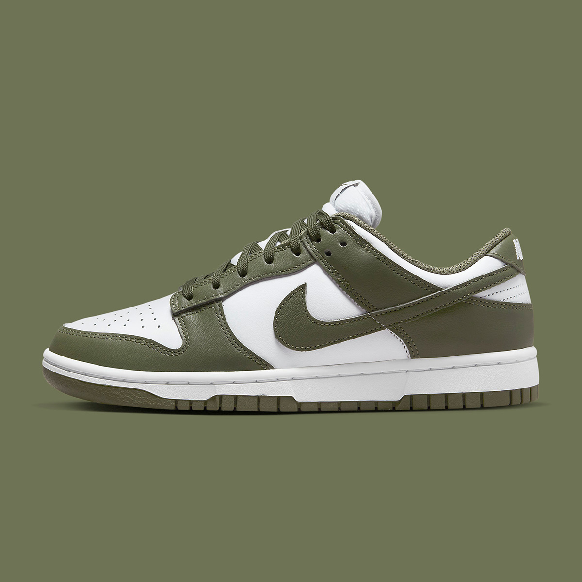 houseofheat's tweet photo. Nike Dunk Low “Medium Olive” Restocks July 27 🫒

DETAILS: https://t.co/myAW3EJLWj https://t.co/23SNooDK1A