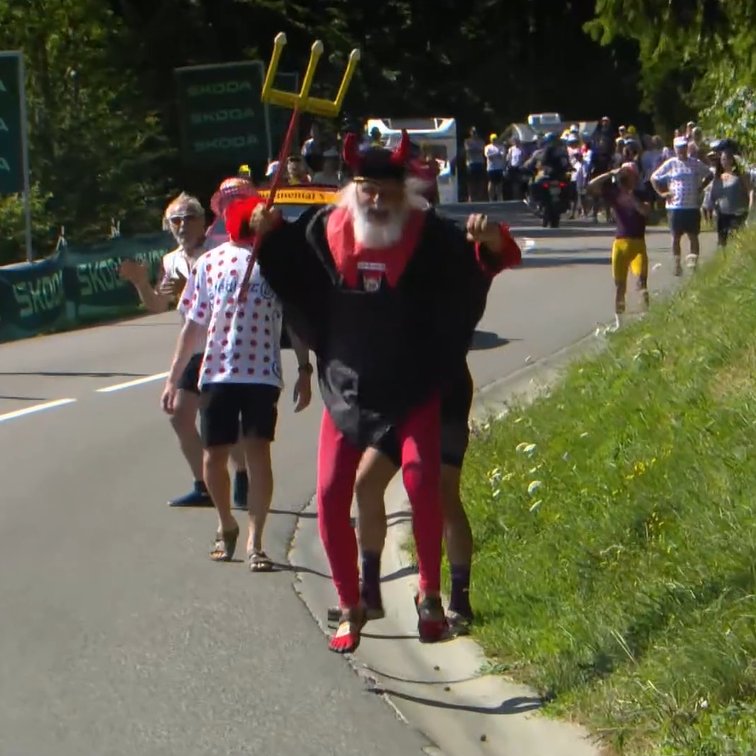 🔱 Didi is still kicking around at age of 71. #TDF2023