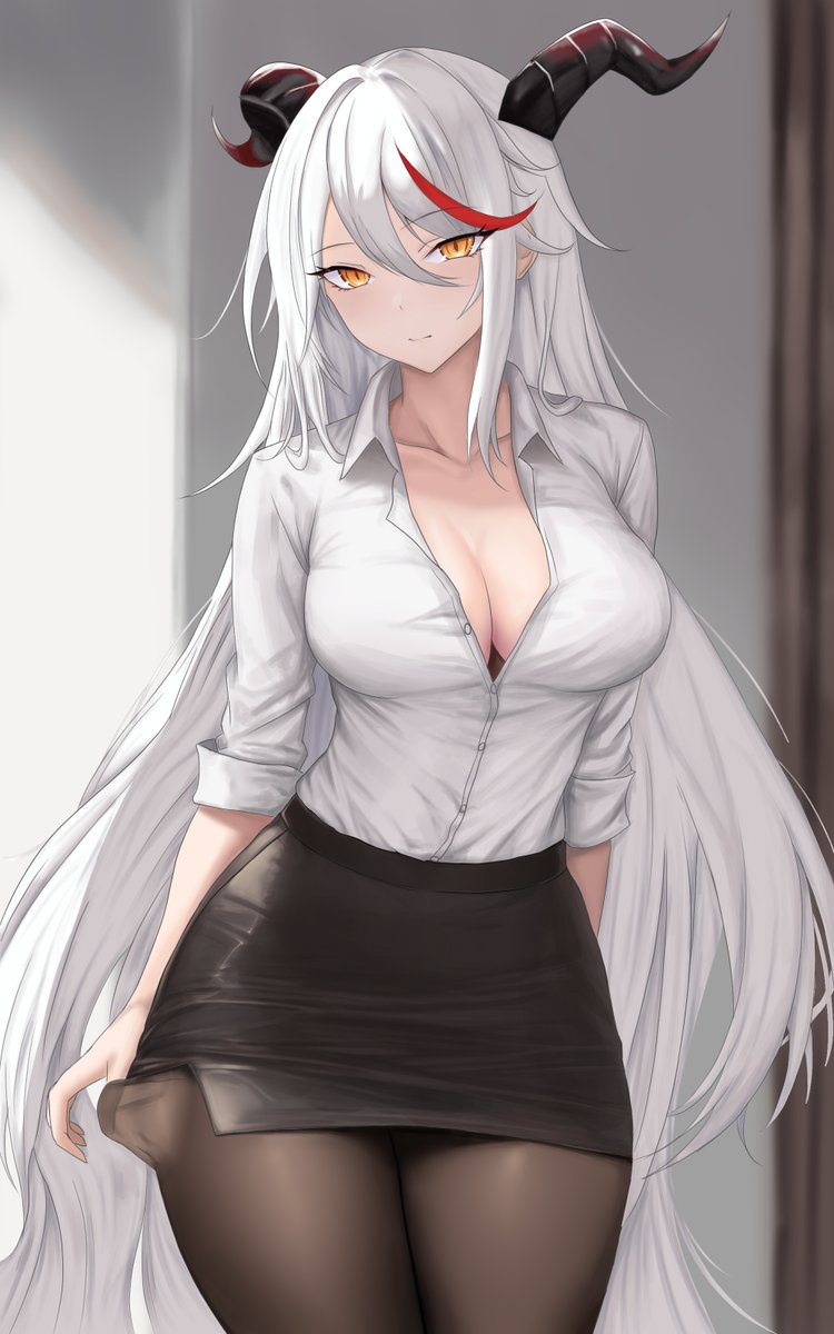 Song_HwaRyeong's tweet photo. #벽람항로  #アズ���ルレーン  
I wanted to see Agir in a suit, so I drew it. https://t.co/x8E3LP47tZ