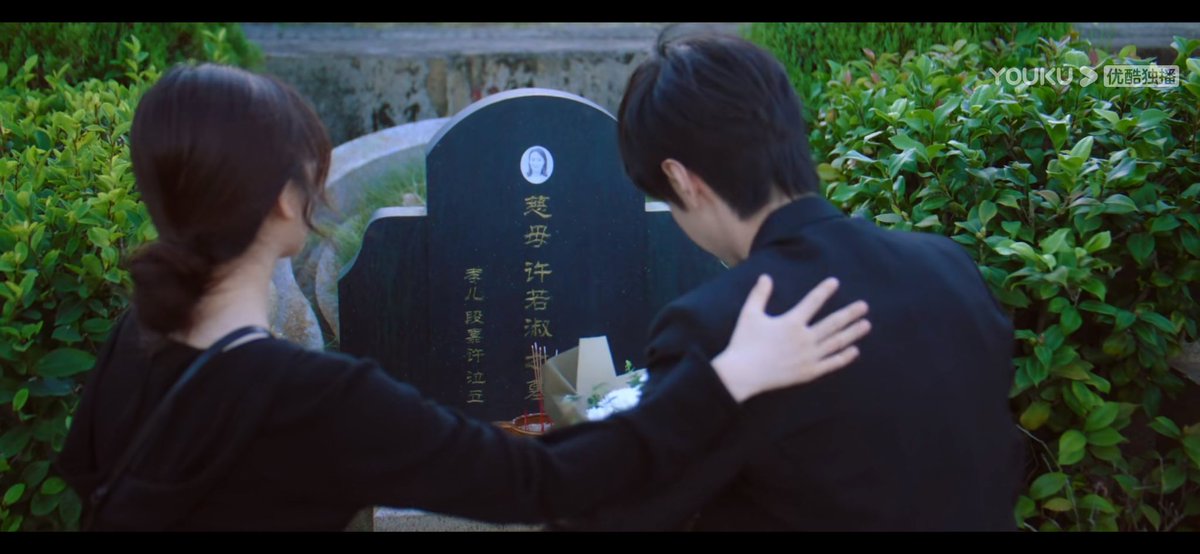 afterrnoont's tweet photo. Duan Jiaxu name came from the surname of his parents
Dad: 段 (Duan) + Mom: 许 (Xu) = 段嘉许 Duan Jiaxu

In the extra chapter of #HiddenLove novel, Sang Zhi and Duan Jiaxu’s kid name is 
Duan + Sang = 段幕桑 Duan Musang 💕
#ZhaoLusi #ChenZheyuan https://t.co/Wtttiv1b2s