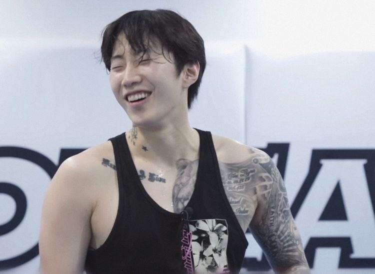 dailyjaypark's tweet photo. https://t.co/elzSZKNpoM