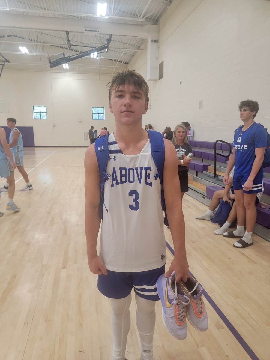 CoachLJA21's tweet photo. One of the best guards I've seen this weekend is @3bradyyp of @abovebbacademy High IQ PG that doesn't panic under pressure, a great shooter and facilitator. Lead his team with 18pts and got the assist on the game winner. @BracketSage @OntheRadarHoops @TaiYoungHoops https://t.co/KpLwPrqLAz