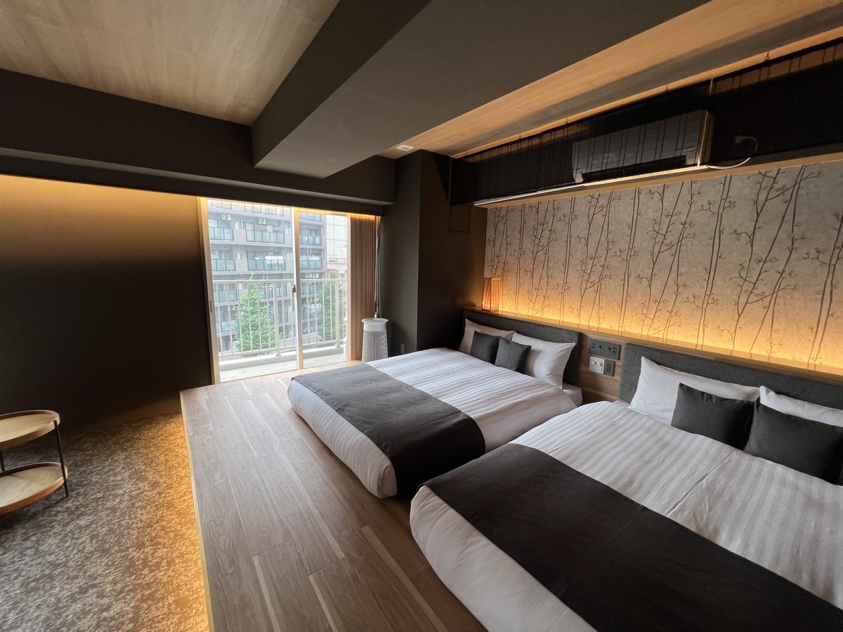 "We received a wonderful photo of our hotel room from a lovely guest visiting from Korea! 📷 감사합니다!
Thank you so much for sharing it with us!
 We appreciate your support and hope you have a fantastic time here! 😀 #hoteltomos #asakusa #asakusahotel #GuestsFromAroundTheWorld