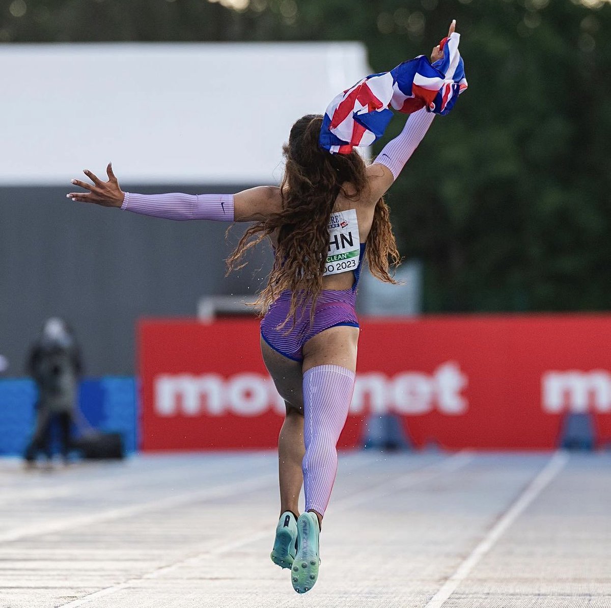 yemi_mary1's tweet photo. European U23 champ 👑 https://t.co/A7ZlQKWi7Q