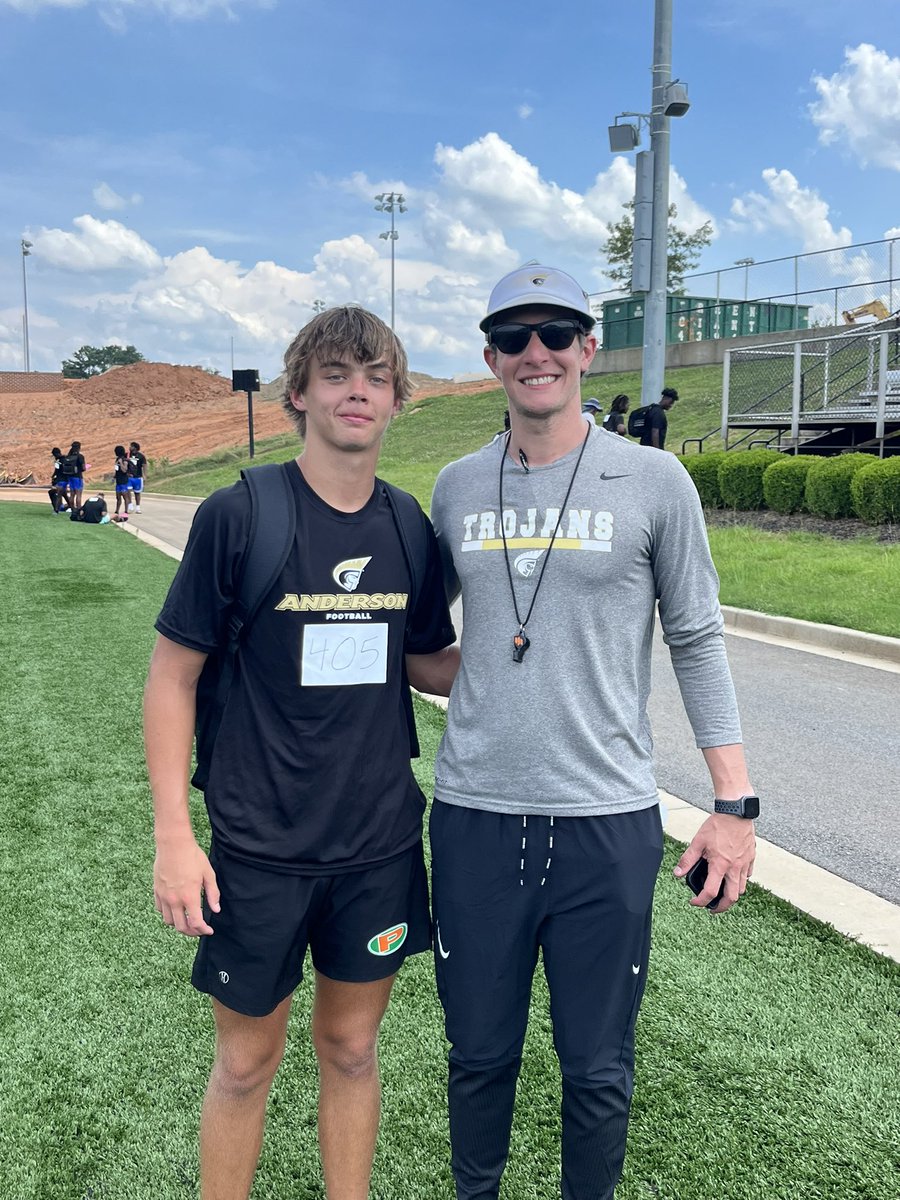 walkertodd_12's tweet image. Had a great time at @AUTrojansFB camp with @SethStrick11 @coachhick @bobby_lamb. It was great to see the new awesome facilities and the program coming together.