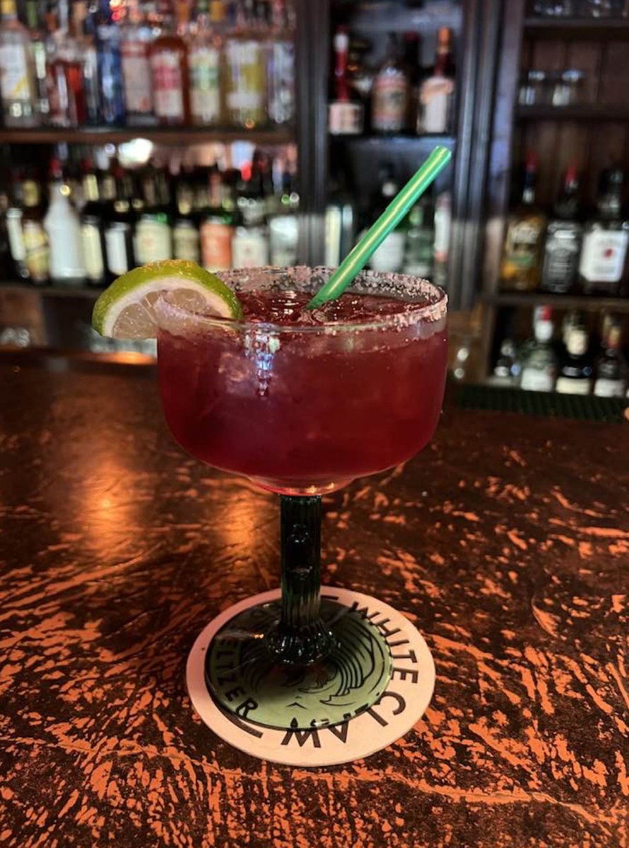 Cheers! It's Cherry 📷 Margarita Day! Not really, but we like to make up our own holidays or, at least, give you an excuse to stop by today!

#doorcounty #cherrymargarita #lakesidedining #daydrinking