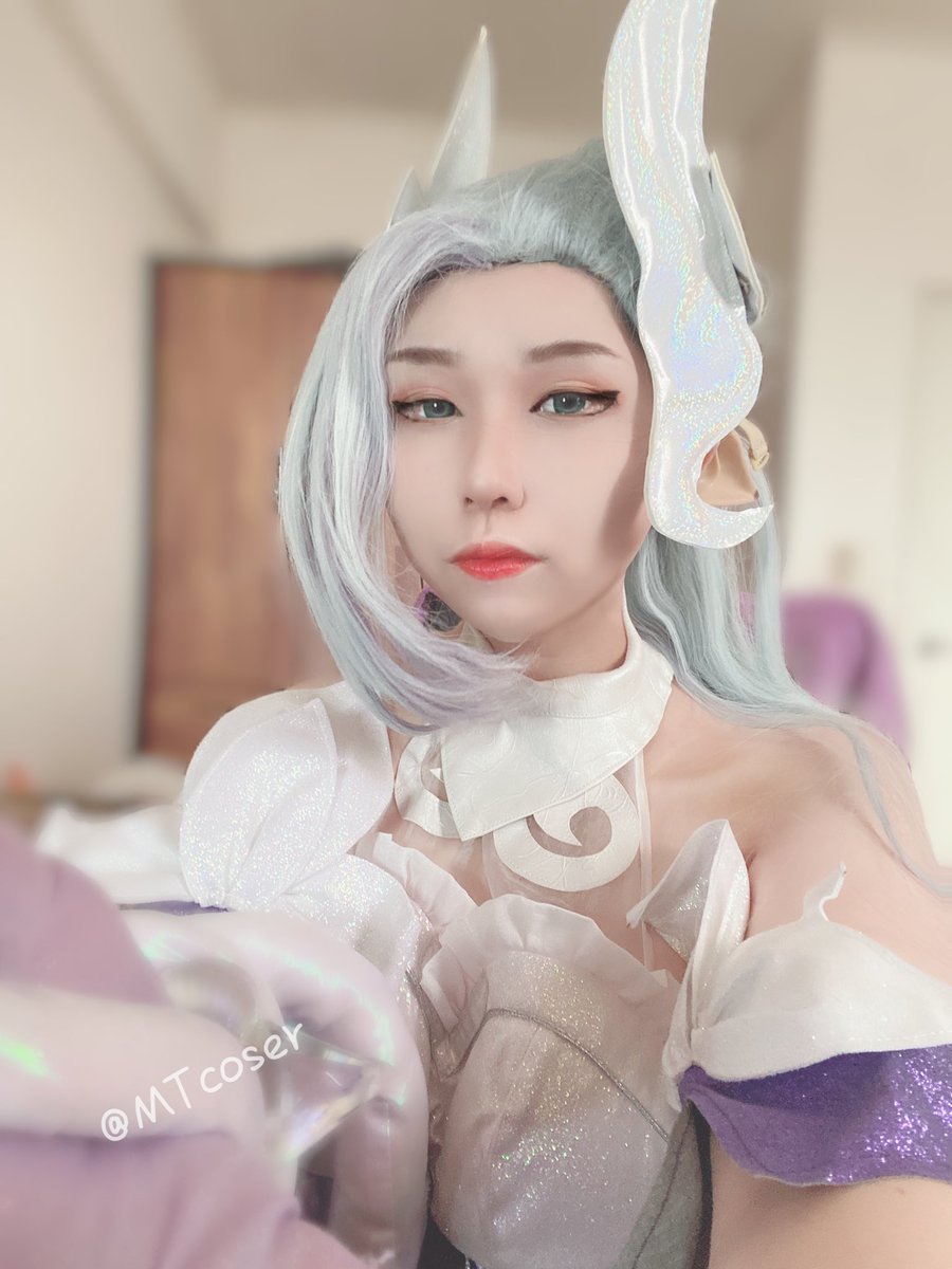 MTcoser's tweet photo. 「🥀Feel the thorns' embrace.💎」
       -感受荊棘的擁抱

#cosplay #cos #cosplayer #cosplayergirl #League_of_Legends #LeagueOfLegends #leagueoflegendscosplay #lol #lolcos #lolZyra #Zyra #Zyracosplay #啊茶 #喜歡可以按讚轉推 https://t.co/Unk87KK7P7