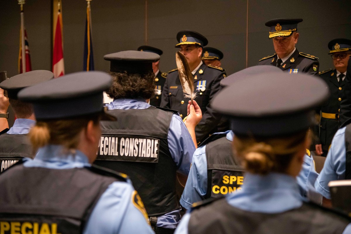T3PS_Official's tweet photo. π Welcome and congratulations to our fantastic new Special Constables! π
We're thrilled to have you on our team, and we can't wait to see the positive impact you'll make in our community!
#NewSpecials #CommunityHeroes #CommunityStrong #PolicingForThePeople #T3PS #Policing https://t.co/3uI6hSOtlK