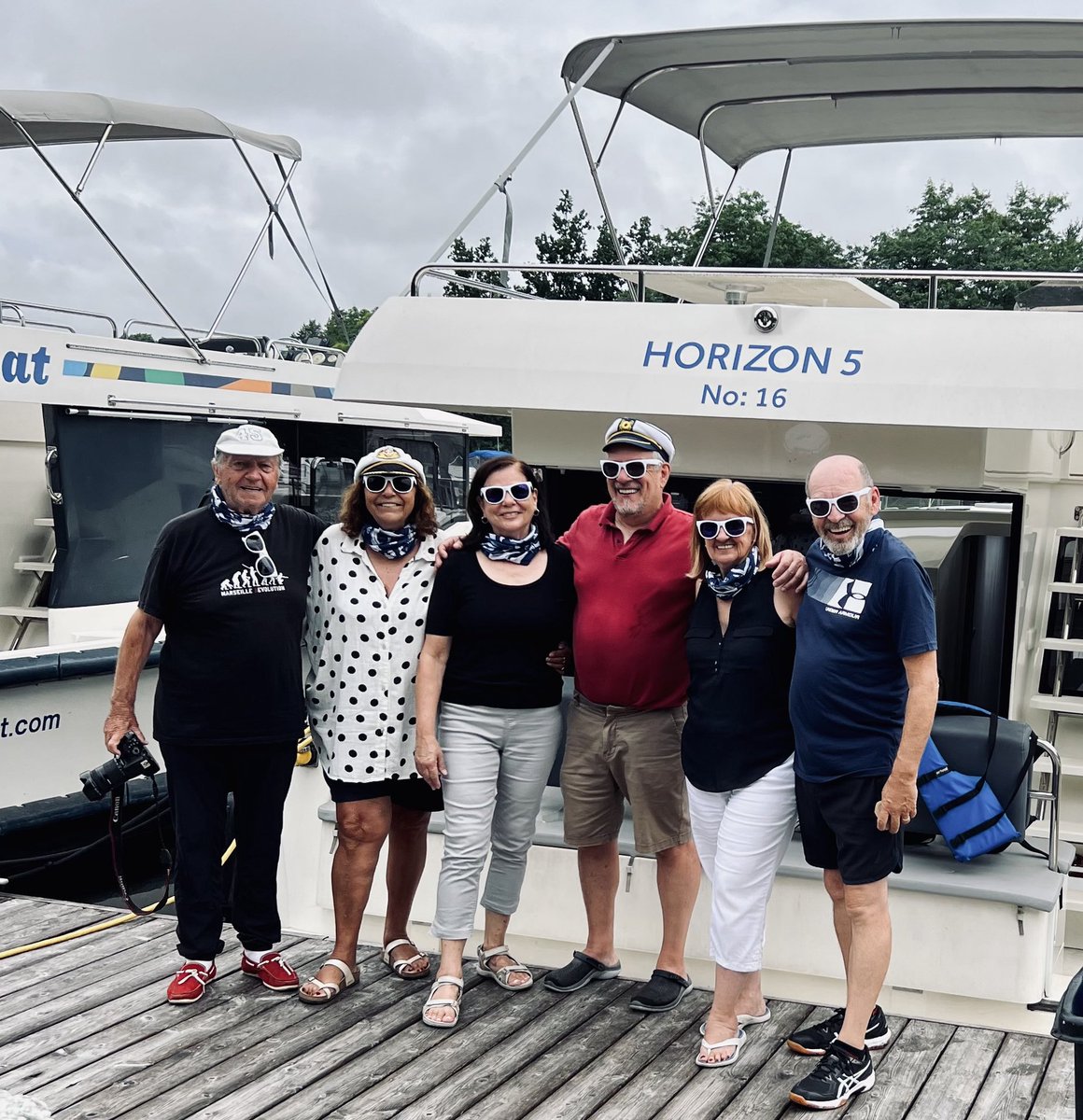 DANY13119's tweet photo. End of the cruise ! Canal Rideau/ Le Boat/ Merci à la Compagnie et à Guy Theriault de Parcs Canada qui est venu gentîment nous accueillir sur ses jours de congé. Maintenant au travail pour le reportage ! #grandsudmag #leboat #parcscanada https://t.co/ZzcOYgT7Dh