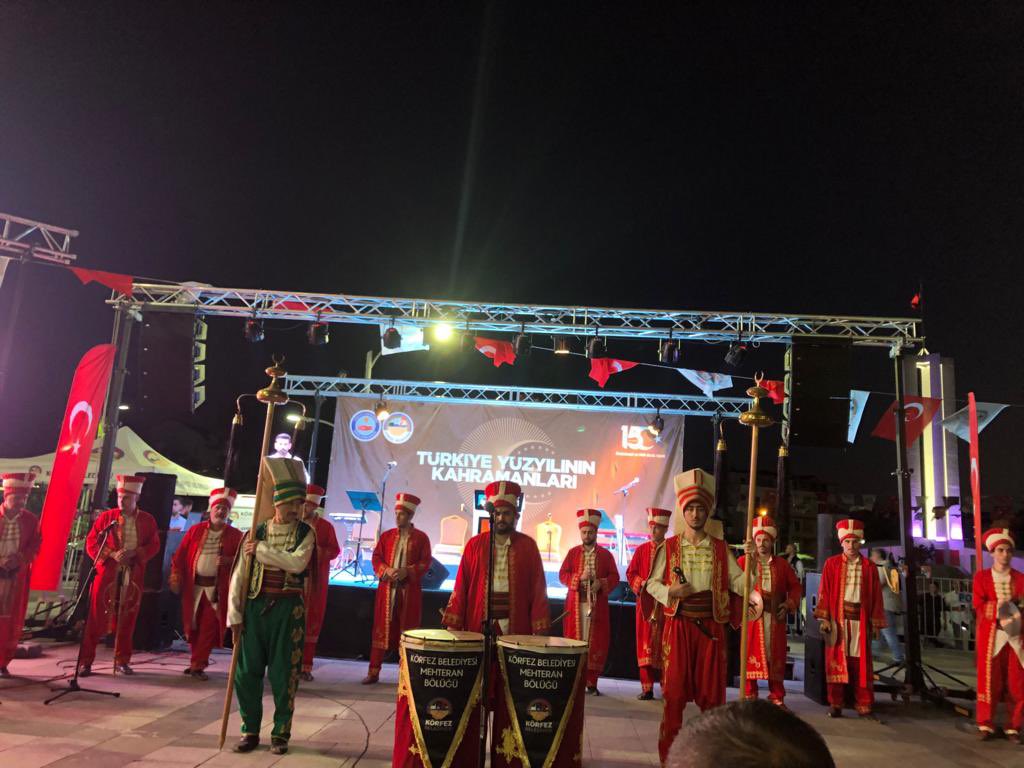 15 Temmuz Demokrasi ve Milli Birlik Günü kapsamında Körfez ilçemizde yapılan etkinliklerde yerimizi aldık. 

<a href="/OA_BAK/">Dr. Osman Aşkın Bak</a> <a href="/gencliksporbak/">Gençlik ve Spor Bakanlığı 🇹🇷</a>