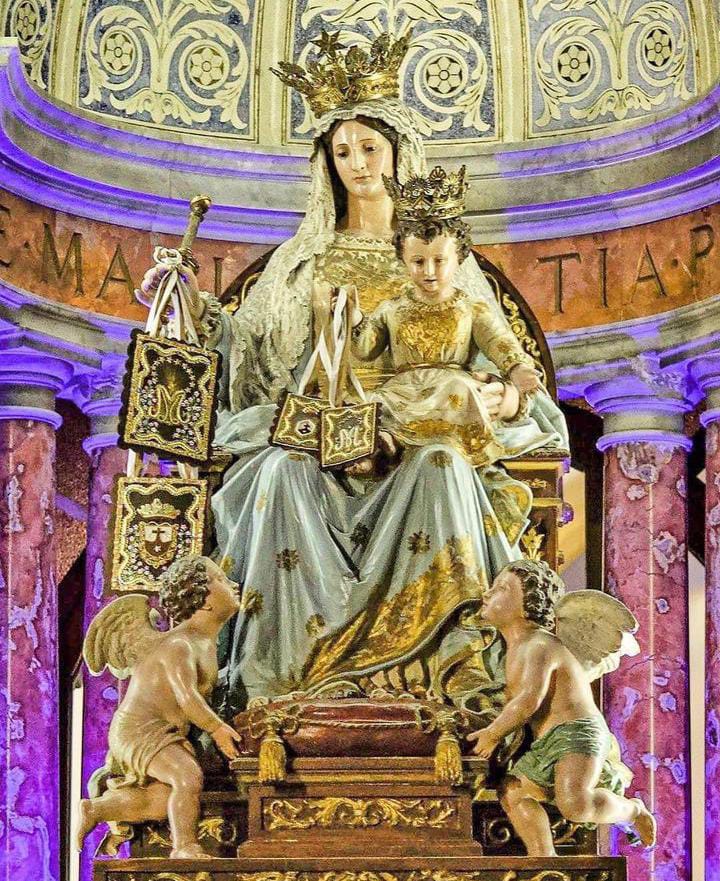 Marianny_vpa's tweet photo. Virgencita del Carmen, intercede ante tu Hijo para que tu fiel devoto @RolandCarreno no siga padeciendo el horror de una prisión siendo inocente como es. ¡Los que lo conocemos y admíranos sabemos que es un venezolano de bien, https://t.co/wSYswzjGzq