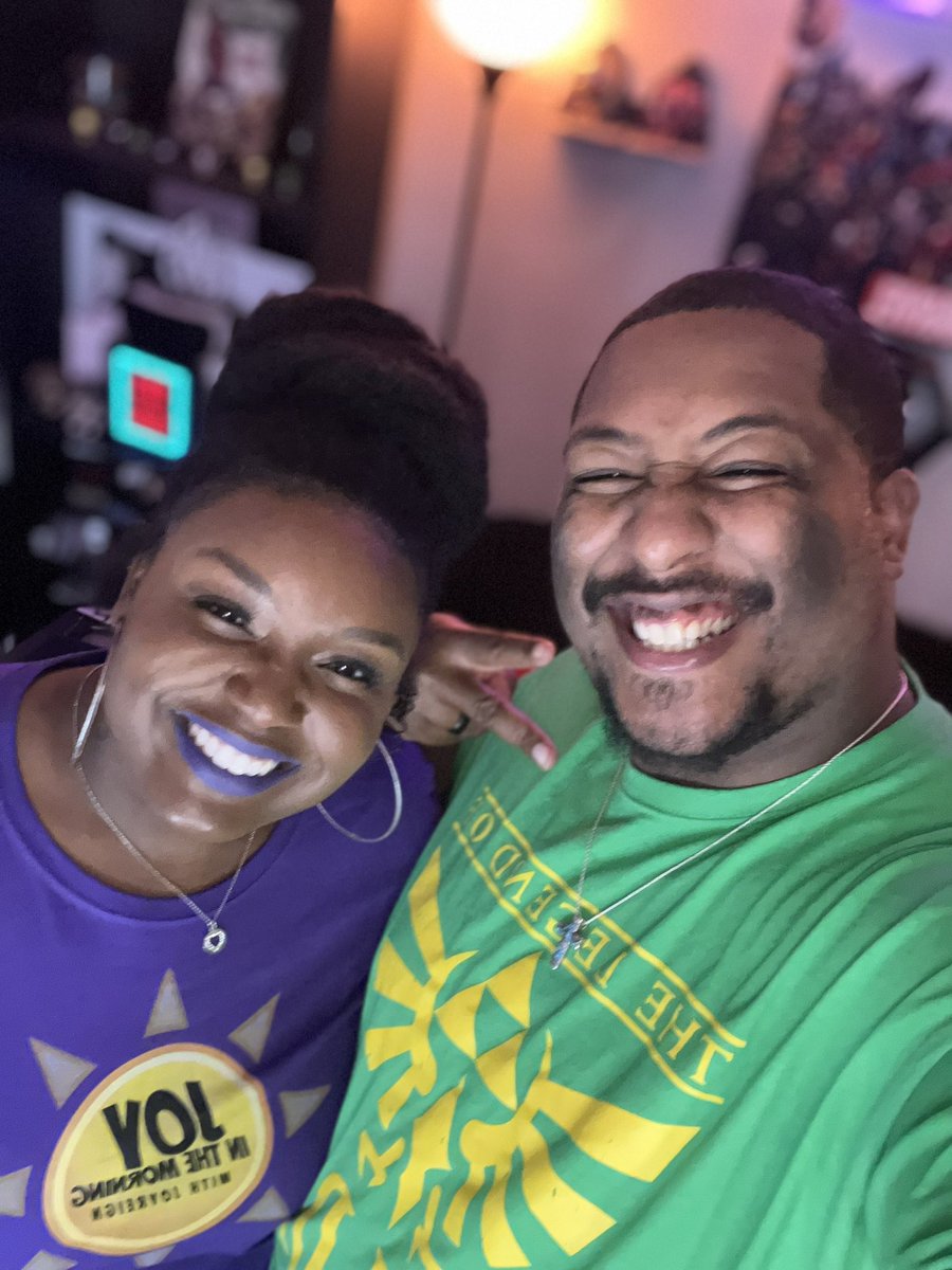jdunrrp's tweet photo. #WisdomSunday🤔 If your partner or spouse don’t make you smile like this 🫣…They Ain’t The One👏🏾‼️ Everyone deserves to smile like this‼️🚀 I’m thankful I found my smile in you @JoyReignVr 🤩 On this Sunday find your #Smile 😎 Happy Sunday ☀️ https://t.co/yMHRIBdgjz