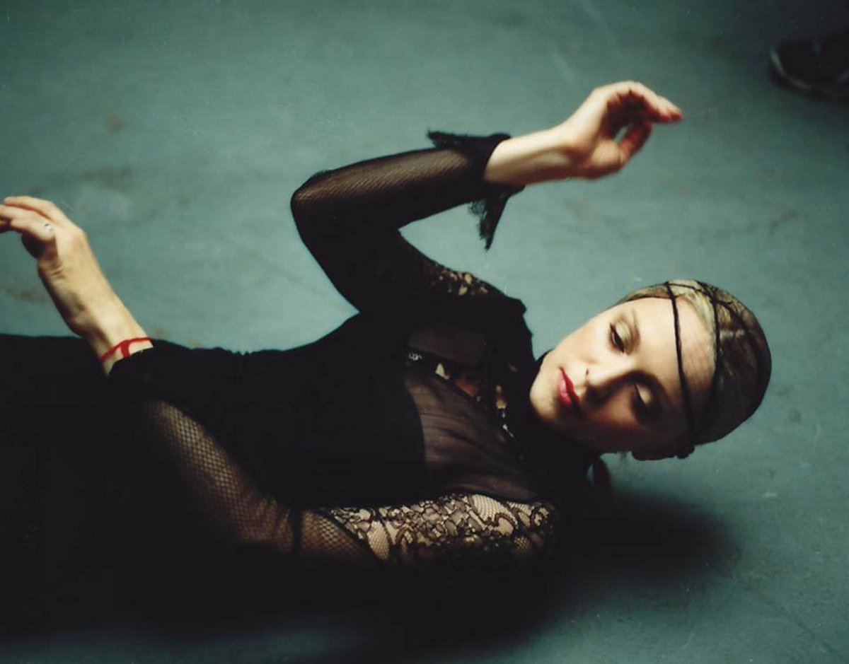madrevo1's tweet image. by Steven Klein  
#madonna #stevenklein #reinveition tour 

@Madonna  @stevenklein
