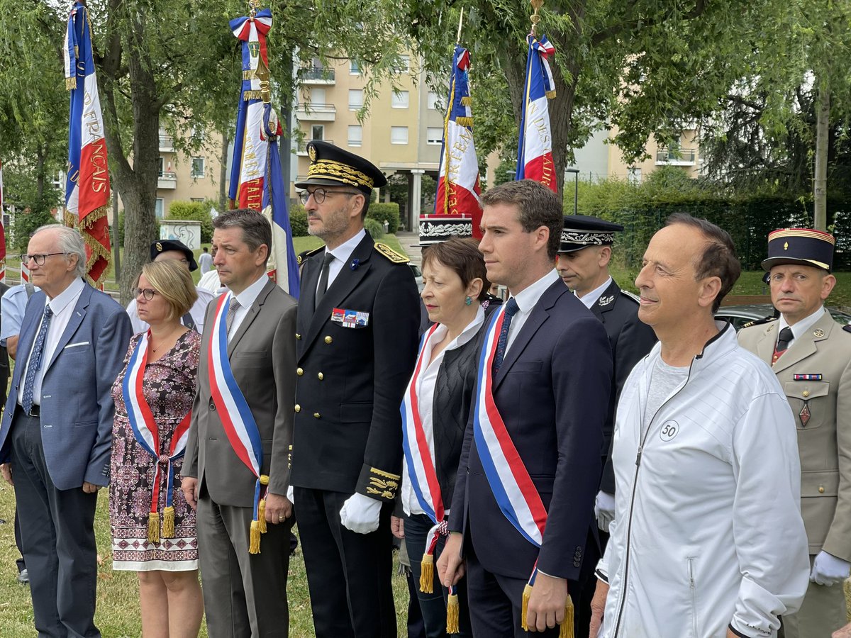 qbataillon's tweet photo. Journée nationale à la mémoire des Victimes des crimes racistes et antisémites de l'État français et d'Hommage aux Justes de France 🇫🇷 

Une journée d’hommage gâchée par @JLMelenchon et @FranceInsoumise qui insultent à nouveau le président du @Le_CRIF, @Yonathan_Arfi. https://t.co/2ZQhqGquee