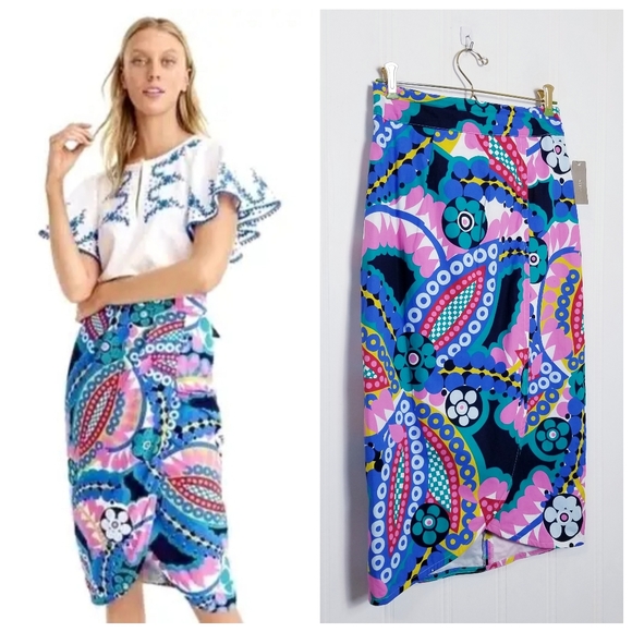 So good I had to share! Check out all the items I'm loving on <a href="/Poshmarkapp/">Poshmark</a> from <a href="/jukaijewelry/">Mags Mom</a> @RoxyW1965 #poshmark #fashion #style #shopmycloset #brahmin #glassart #jcrew: posh.mk/QExpA4m4tBb