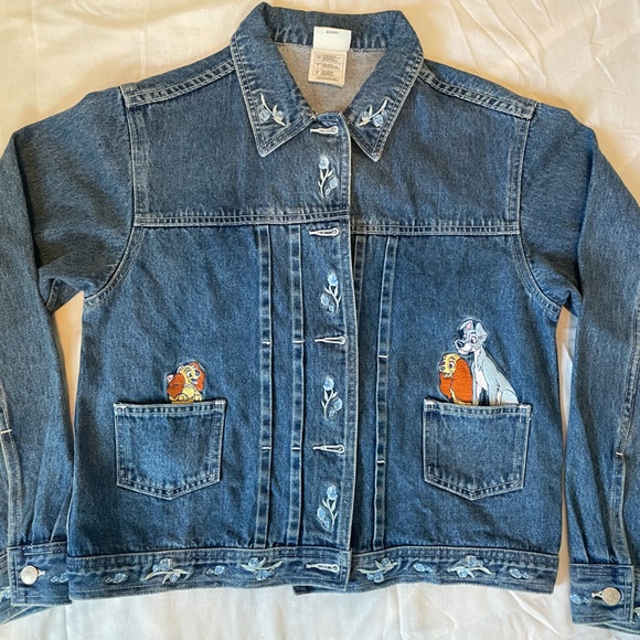 So good I had to share! Check out all the items I'm loving on <a href="/Poshmarkapp/">Poshmark</a> #poshmark #fashion #style #shopmycloset #boutique #agiannetti #disney: posh.mk/LXqpenparBb