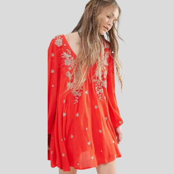 So good I had to share! Check out all the items I'm loving on <a href="/Poshmarkapp/">Poshmark</a> from <a href="/lisamdefelice/">Lisa DeFelice Author</a> #poshmark #fashion #style #shopmycloset #freepeople: posh.mk/nBs2nbuarBb