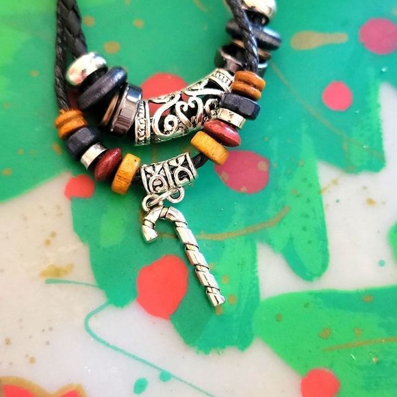 So good I had to share! Check out all the items I'm loving on <a href="/Poshmarkapp/">Poshmark</a> #poshmark #fashion #style #shopmycloset #michaelmichaelkors: posh.mk/jYXpOCs4tBb