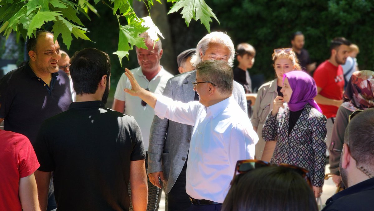 abdullahbasci's tweet photo. Babaocağımız Taşkent'teyiz.

Genel Başkanımız Sayın Ahmet Davutoğlu ile birlikte hemşehrilerimizle buluştuk. Kıble Kayası manzarası eşliğinde Sultan Pınarı'nın soğuk suyundan içtik. Bu sıcak günde bizleri yalnız bırakmayan hemşehrilerimize teşekkür ederim. https://t.co/1vm4CehjvS