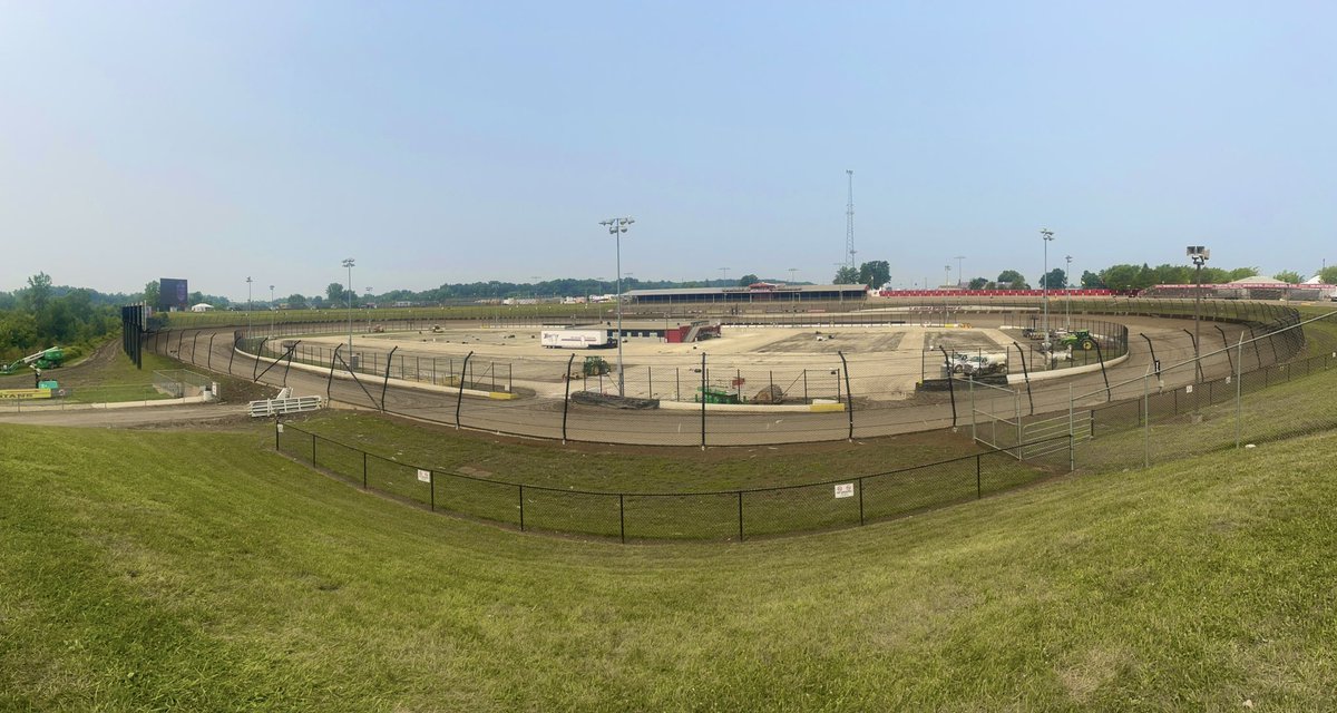 WorldofOutlaws's tweet photo. We saw:
#TheKnightBefore ⚔️
#KingsRoyal 👑
But now it’s:
#TheDayAfter ☹️
We’ll be back in September, Big E! https://t.co/QIS8GJSug2