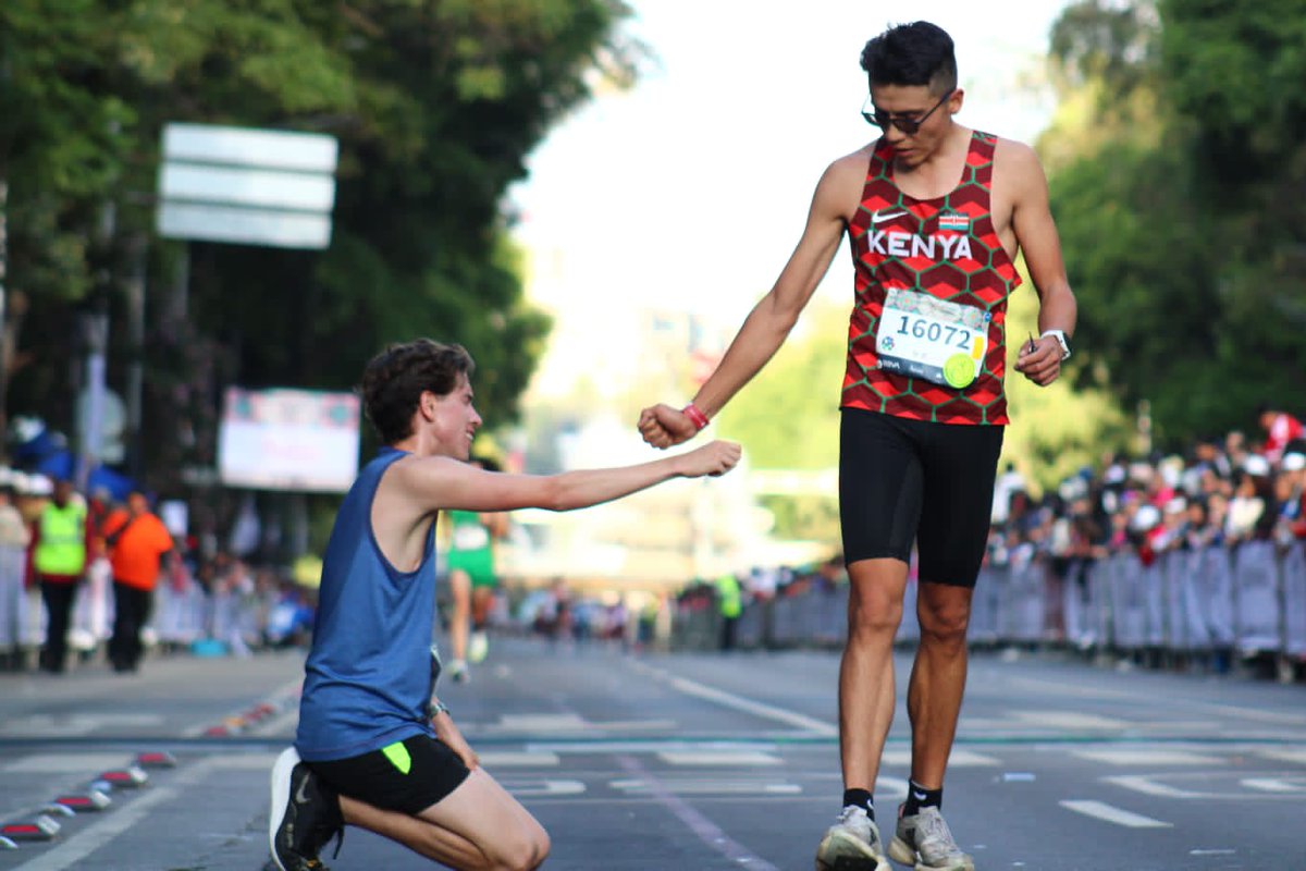 21KCDMX's tweet photo. ¡Ha valido cada segundo!

Por fin llegó el día, así se vive el Medio Maratón de la Ciudad de México @BBVA_Mex 2023. 🥳🎉 https://t.co/tJbZEWyyx1