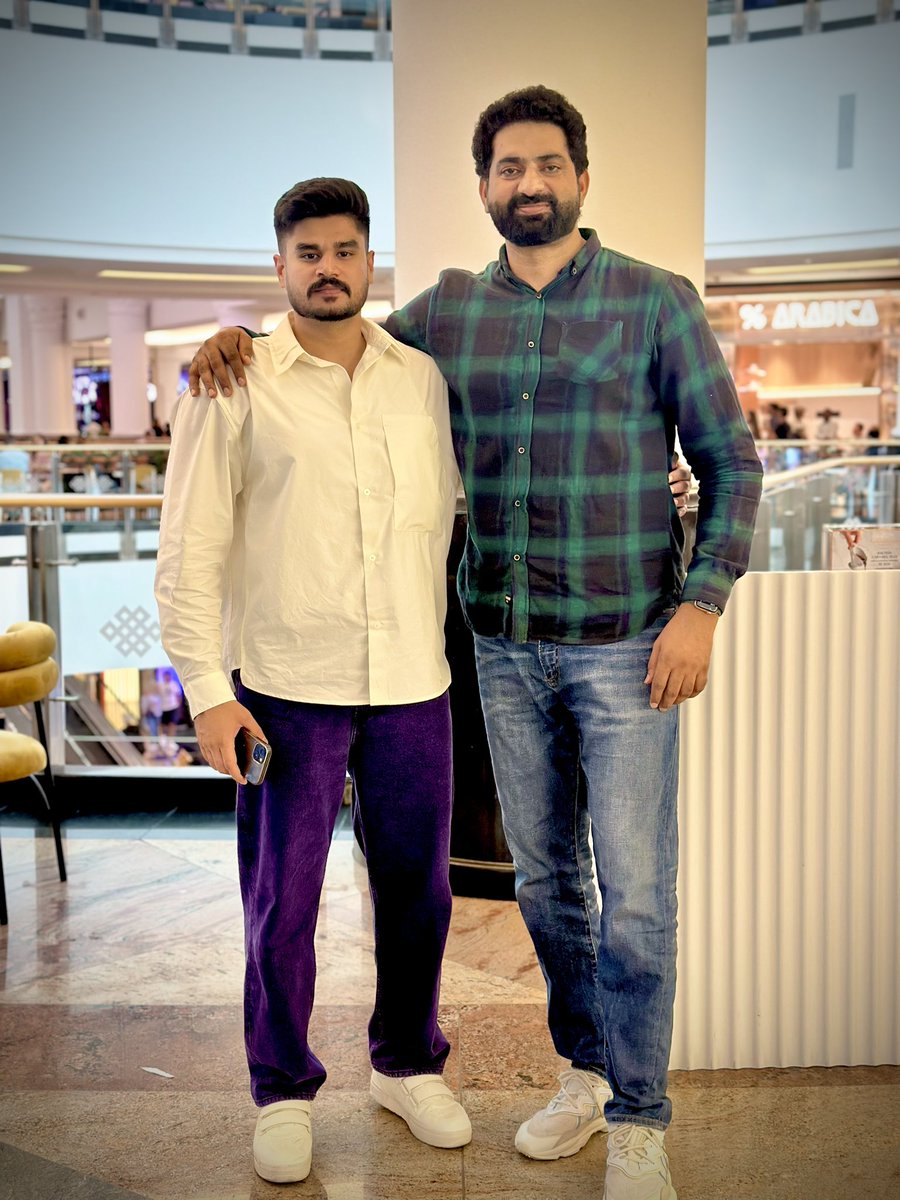 nasirdhilllon6's tweet photo. Nice to meet you brother @kadirthind  It felt as if they had known each other for centuries. Punjab Diyan Gallan - Dil Diyan Gallan - Saanjh Diyan Gallan Di khoob Saanjh paayi ❤️❤️❤️ https://t.co/Hg7TFXOvDA