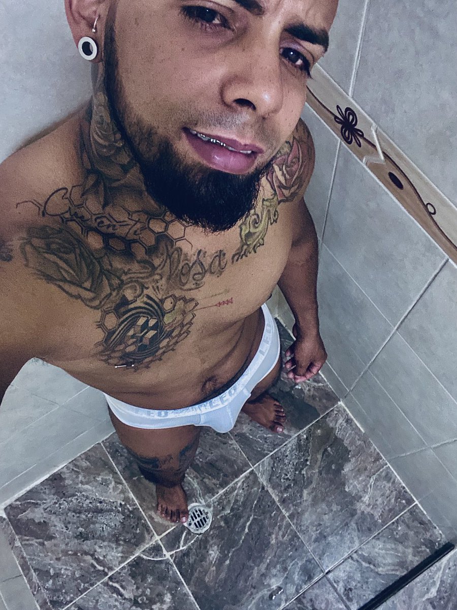 ham_salazar's tweet photo. 😈🤍😈 https://t.co/KCIRQx0AhT