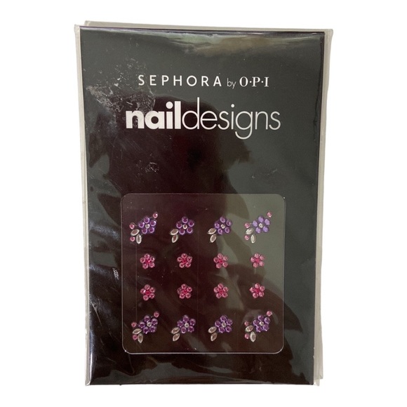 The Gift Yenta tweet media