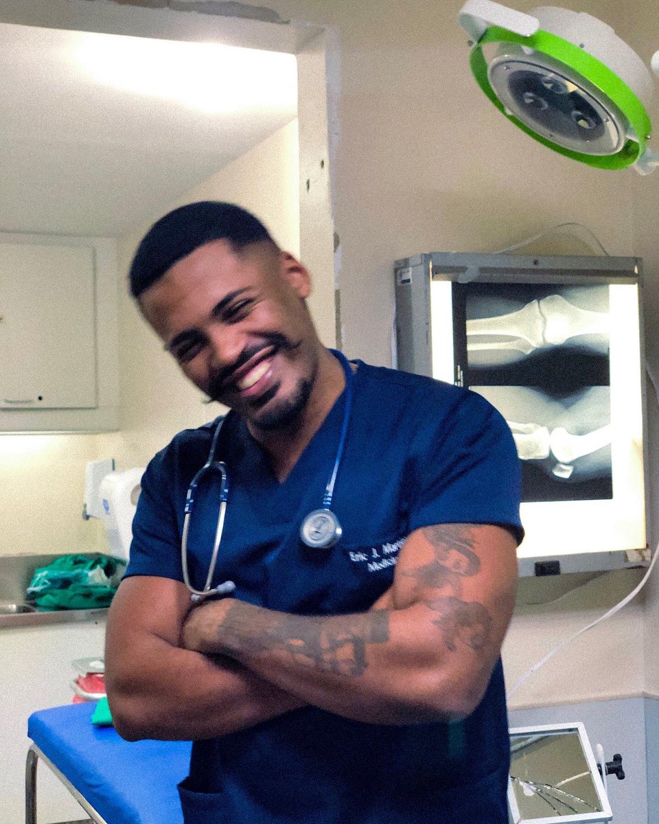 EricJMars's tweet photo. doctor 🩺 https://t.co/qSLnQlg3jg
