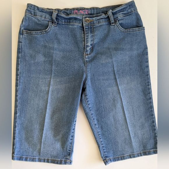 So good I had to share! Check out all the items I'm loving on <a href="/Poshmarkapp/">Poshmark</a> from <a href="/TheLingerista/">The Lingerista</a> #poshmark #fashion #style #shopmycloset #crocs #zesica #place: posh.mk/Y4QxetNpuBb