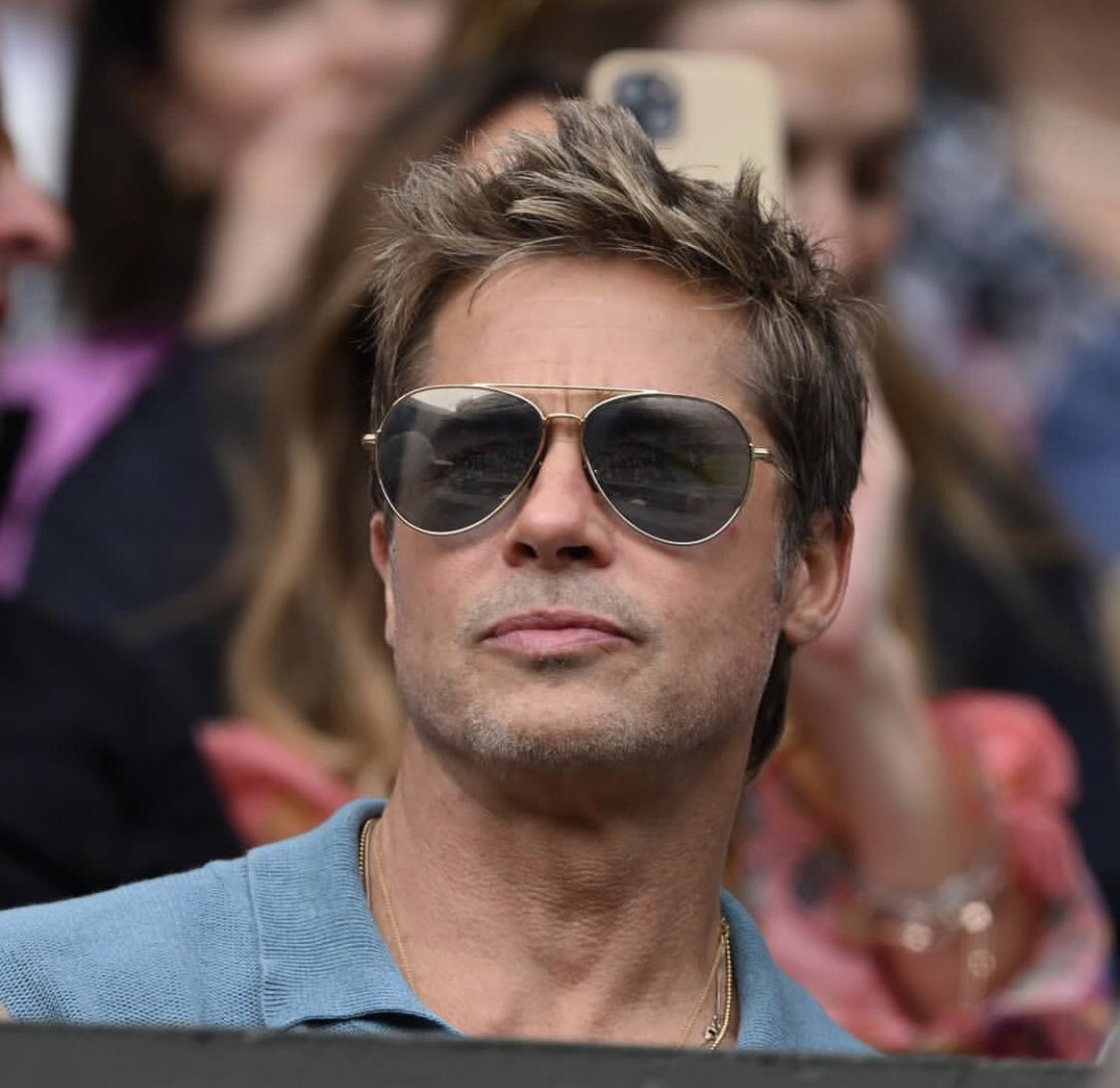 En_la_UCI's tweet image. Brad Pitt con 60 años vs Yo saliendo de guardia con 30.