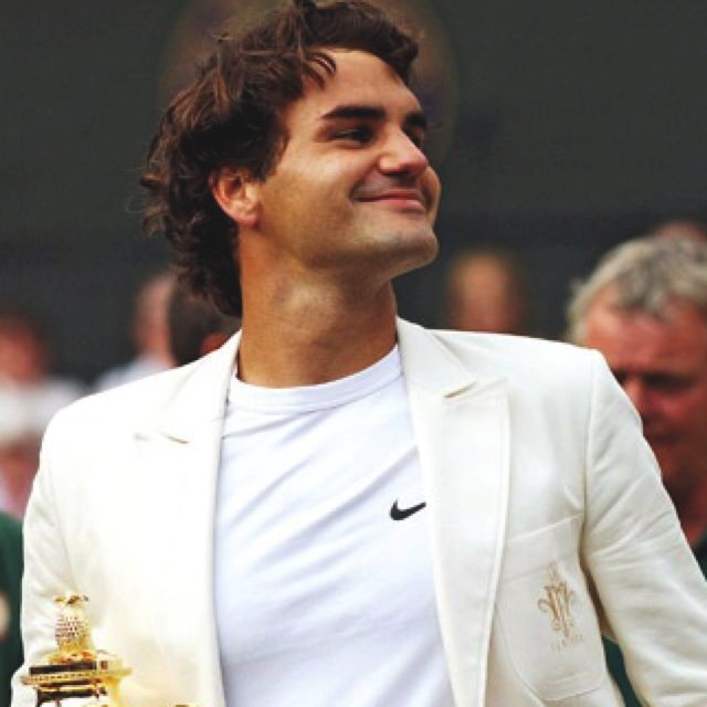 norinchi_df's tweet photo. Mood😊 #RogerFederer #RFans #Wimbledon https://t.co/0GeOufk5J7