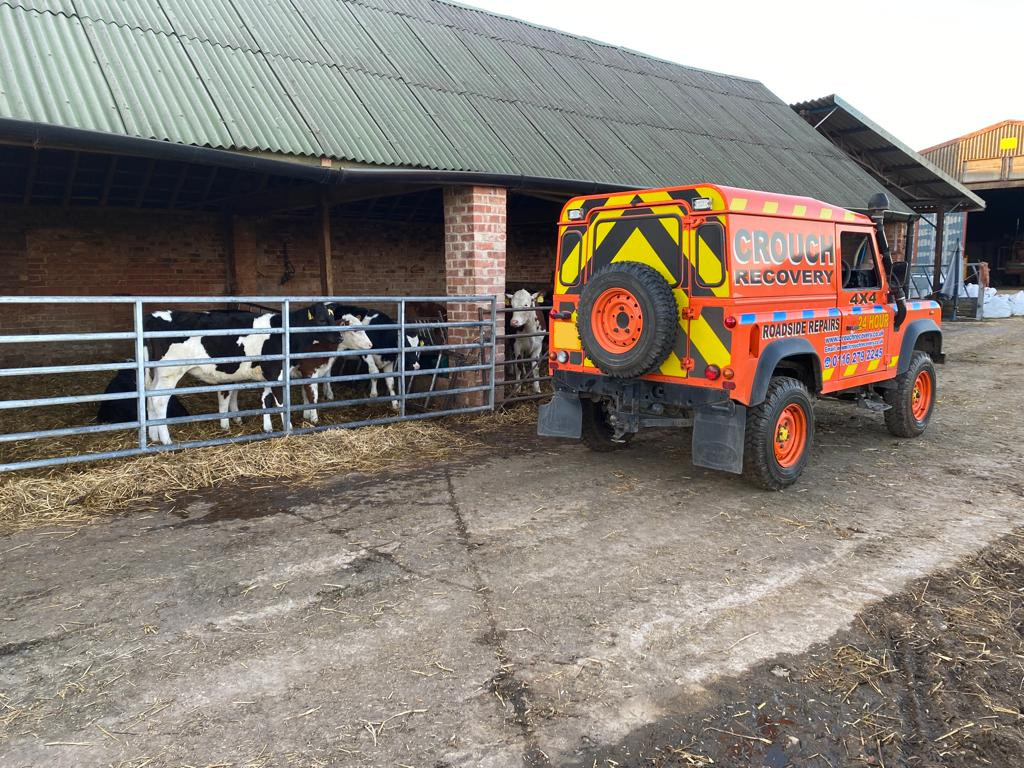 CrouchRecovery's tweet image. 𝐌𝐎𝐎ving into Monday 🐄🟠

Our team work 24/7/365 and are always on hand to take your call and deploy the assistance you require! 🦺

#vehiclebreakdown #farming