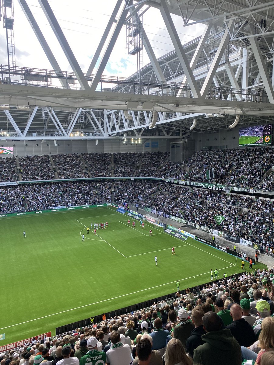 FrimanTf's tweet photo. Ekaa kertaa paikan päällä. 
*** - * 
Huikea fiilis ja meininki! 
Hammarby - Kalmar 3-1. ✌🏼⚽️
#allsvenskan #Hammarbyfotboll #bajen #Stockholm @hammarbyfotboll https://t.co/fEp6568Zpe