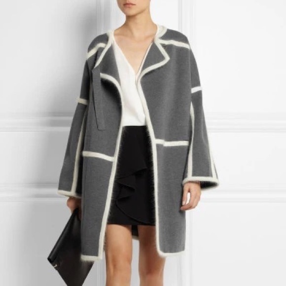 _thriftincloud's tweet photo. So good I had to share! Check out all the items I'm loving on @Poshmarkapp #poshmark #fashion #style #shopmycloset #donnakaran #chloe #vintage: https://t.co/ttkr636cpF https://t.co/l5wf6Uo00p