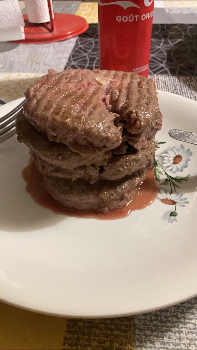 WaTi Sp0ngE BoBinks tweet media