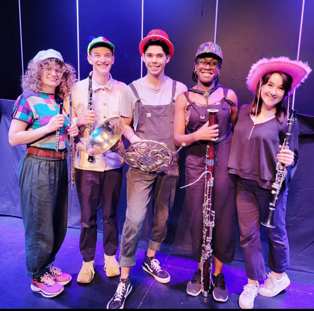 MishMash Ensemble are here at @SquirePAC! With joyful energy they made many families happy today at their concerts. One more day for schools! @RosannaTerBerg @KeasleyTim @BGaralnick #DariaPhillips @PoppyBeddoe @MishMashProds