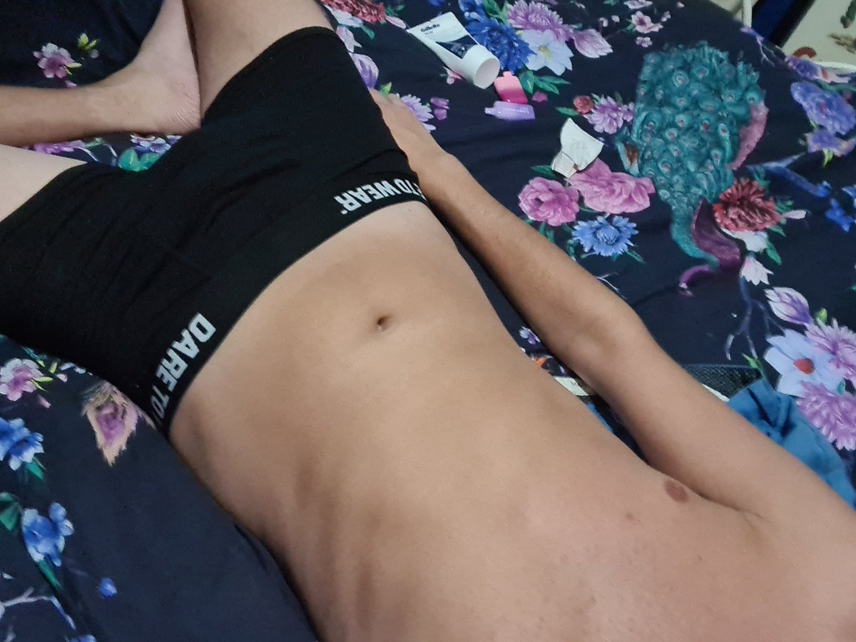 Come help me? #twink #gayuk #twinkhung #bussy #hunggay #twinkuk