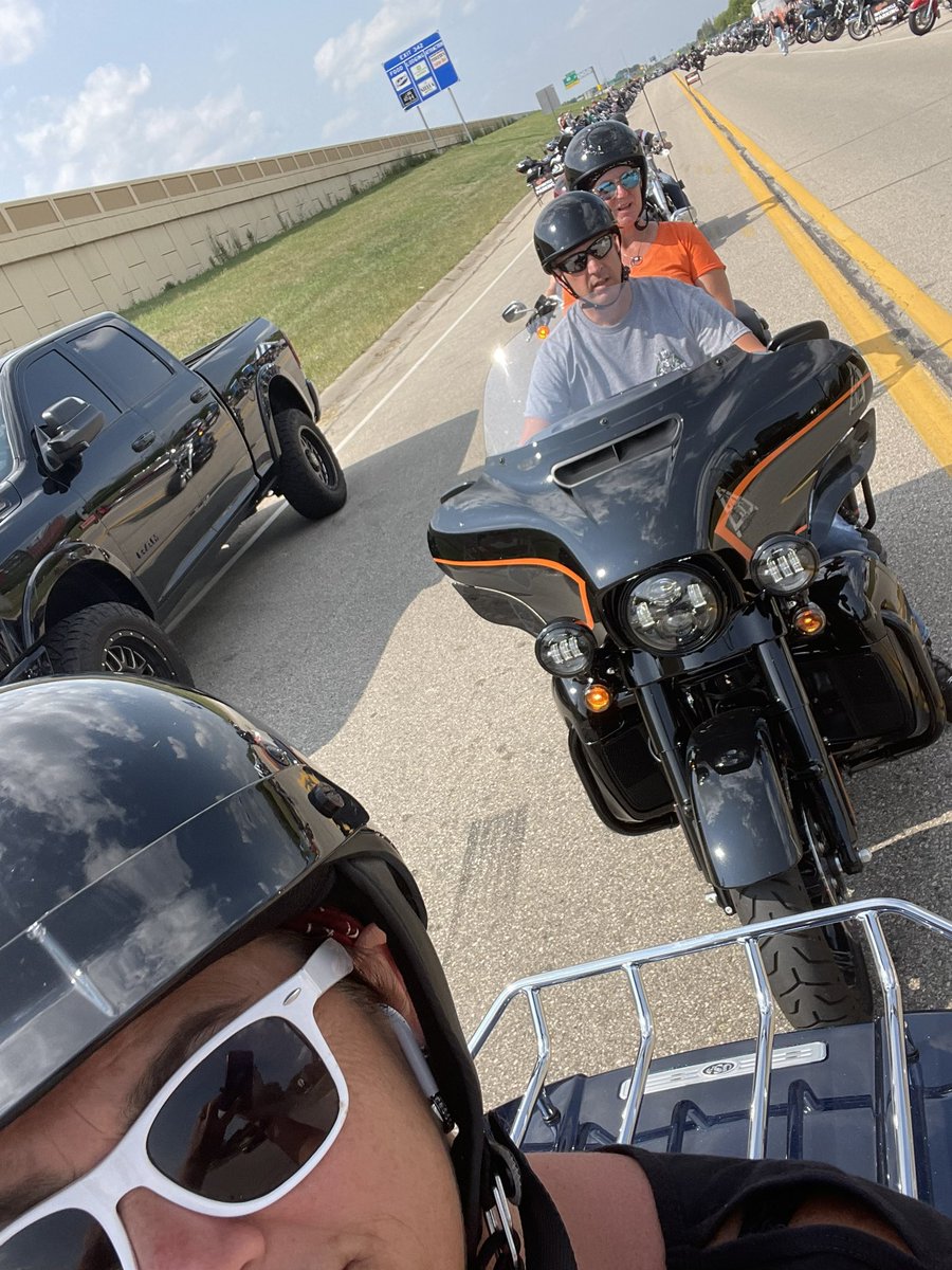 JPoetzel's tweet photo. Loving Harleys 120 th. https://t.co/w6oIsUuM2H