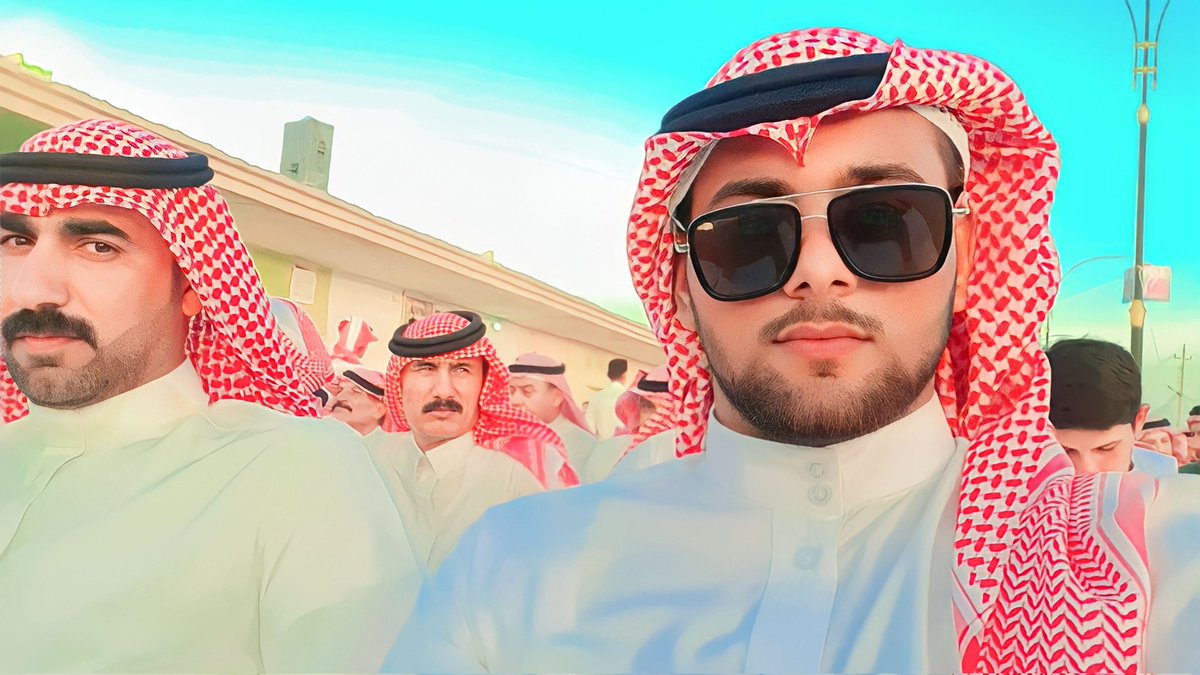 a_nor_4's tweet photo. .
. 
كن صوتك غيم .. و النبره مطر 
وكن سمعي أرض ذابحها الضما https://t.co/490od8F6ZW