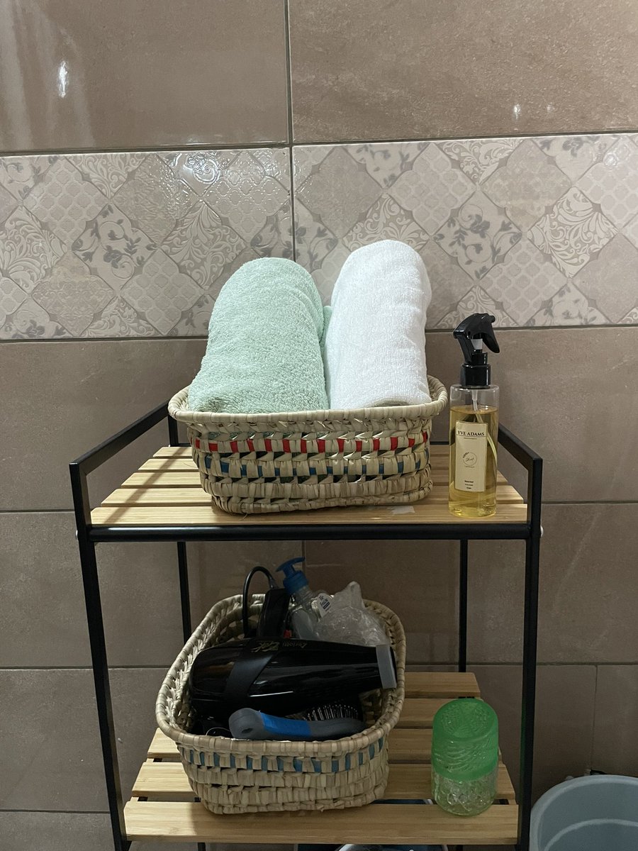 _NGO_BELL's tweet photo. Hello ✨
T’es à Abidjan ? Tu y vas prochainement pour une visite,une mission ou des vacances ?
HOPE home  a hâte de te loger confortablement et en toute sécurité.☺️
Tu auras toutes les commodites à ta portée et une hôte super sympa 😉
Booke ici 
WhatsApp: 00212603664376 https://t.co/JKu5vgcWV4