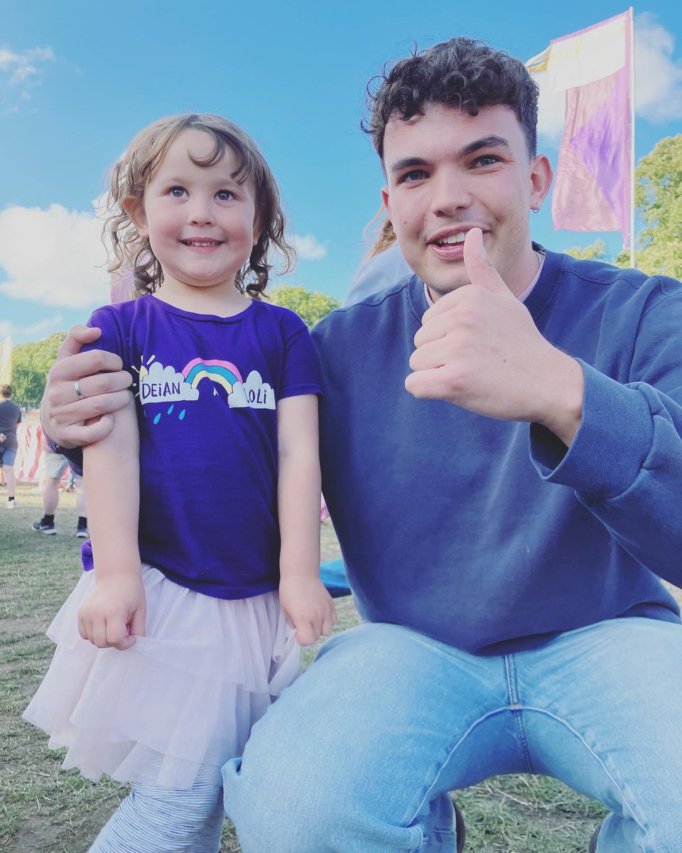 Jessicaacaa's tweet image. #starstruck Diolch Gruff ❤️ #cyw