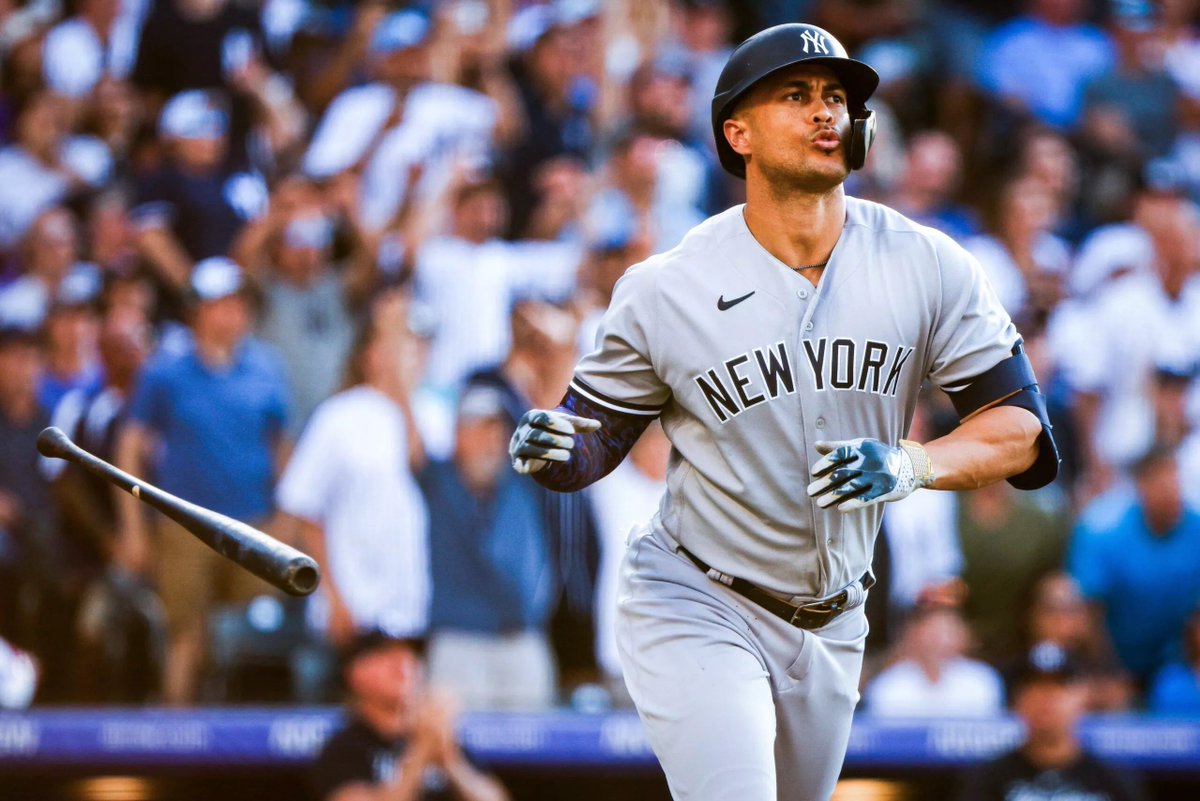 NY_EvilEmpire's tweet image. In honor of Stanton hitting his 1000th Career RBI, here’s a look at some of his best HR’s over the years 

A Thread 🧵