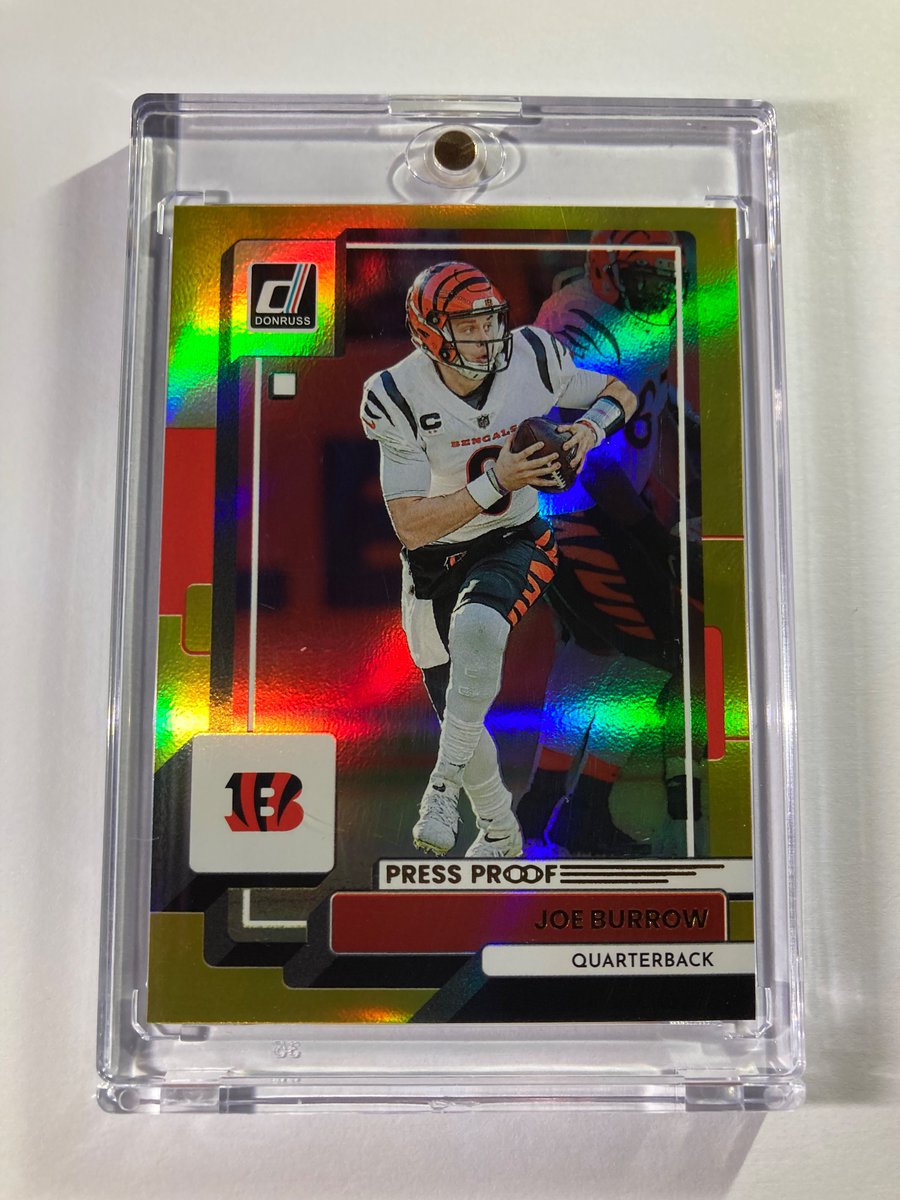 1218Sports's tweet photo. 🎁Appreciation Day Giveaway🎁

Winner Announced Wednesday

🔥Joe Burrow Gold Press Holo

To enter
1. Follow
2. Retweet
3. Like

#NFL #Cincinnati #Bengals #LSU #WhoDey #Ohio https://t.co/pnOOquZNd8