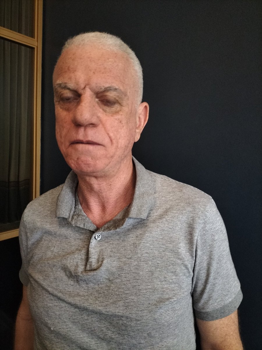 L'échec du président de la fédération algérienne de foot passe très mal en Algérie. Certains exigent sa démission. Partira ou partira pas?
#Algerie
#cafoline
#wasexo