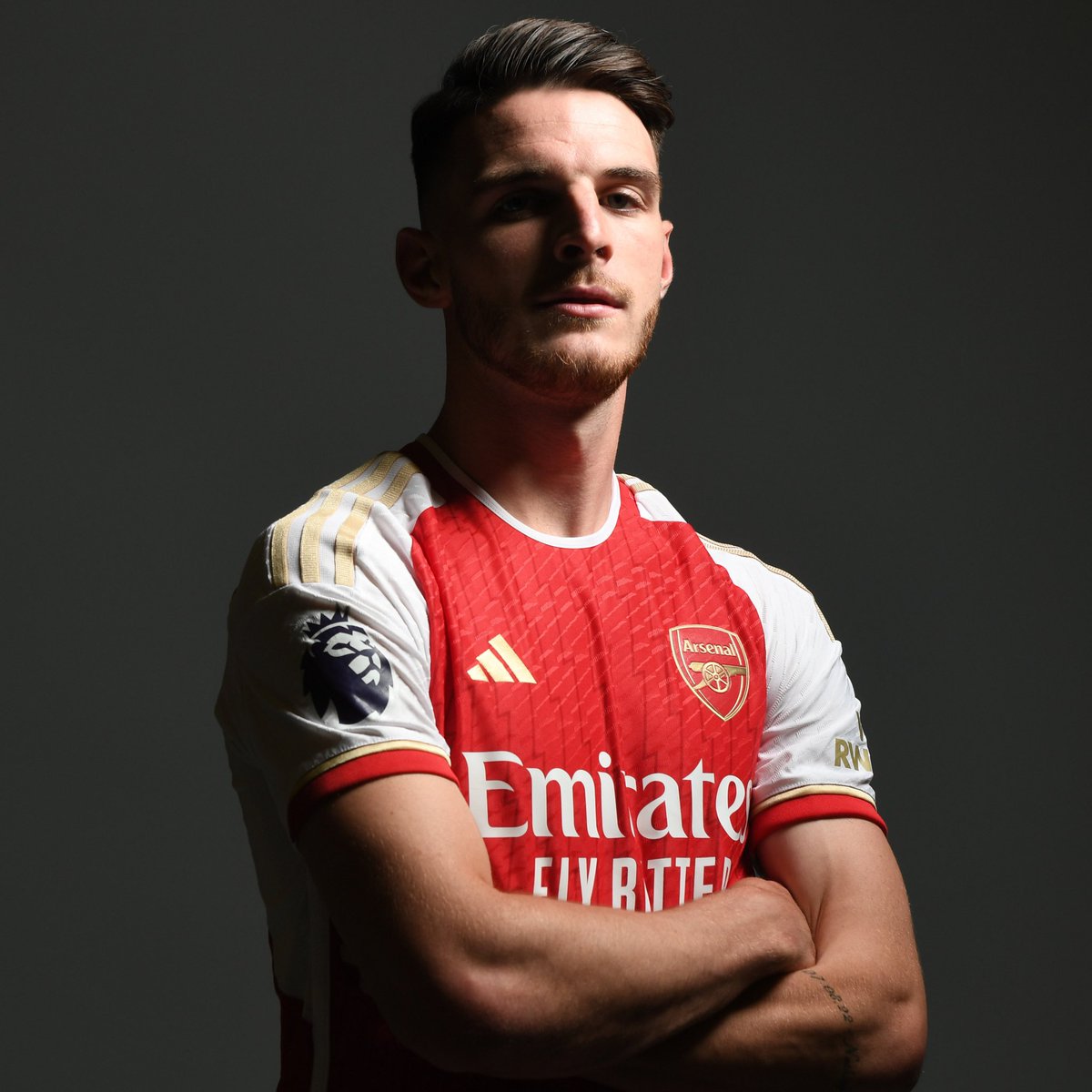 AFCshirts's tweet photo. Arsenals new record signing is here!! Declan Rice modelling his new colours ready for the 23/24 season. https://t.co/FcmDLMakyX