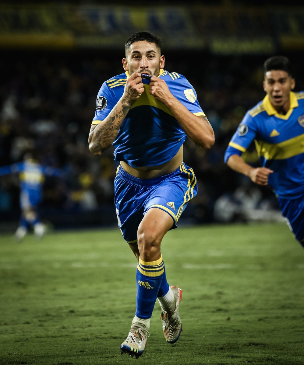 GRACIAS POR TODO ALAN. 🎩⚽️

TE VAMOS A EXTRAÑAR 💙💛
