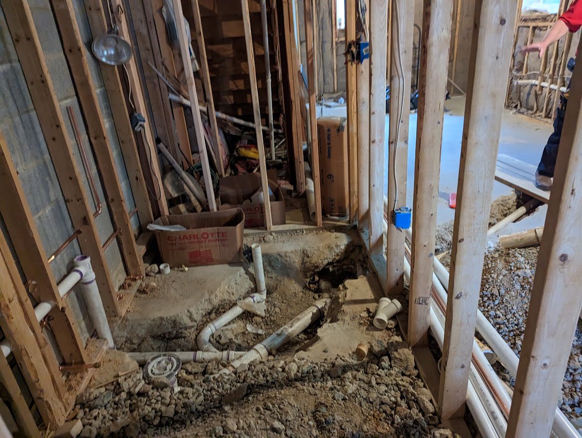 FBrenovations's tweet photo. Now you see me; now you don't!
.
.

#renovation #remodel #demolition #homeimprovement #contractor #housedesign #homerenovation #home #design #homedesign #dmv #oldtownalexandria #firebellyeffect #AlexandriaVA #Alexandria #ArlingtonVA #washingtondc https://t.co/XiXawSgCKc