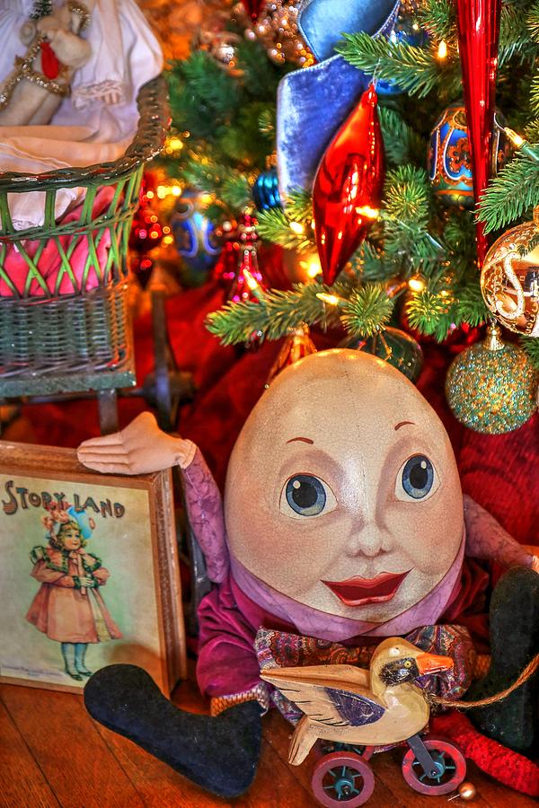 Humpty Dumpty Holiday Card
fineartamerica.com/featured/humpt…

#vintageholiday  #holidaycards #cards #holidays #holiday #HumptyDumty